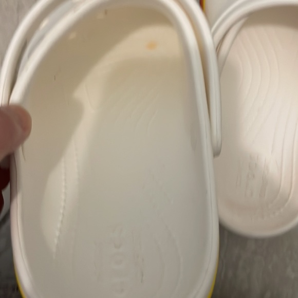 Traded Disney Retro Crocs - Picture 9 of 16